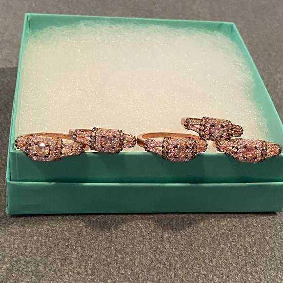 Source Unknown Rose Gold and Blue Rings Set - Picture 3 of 4